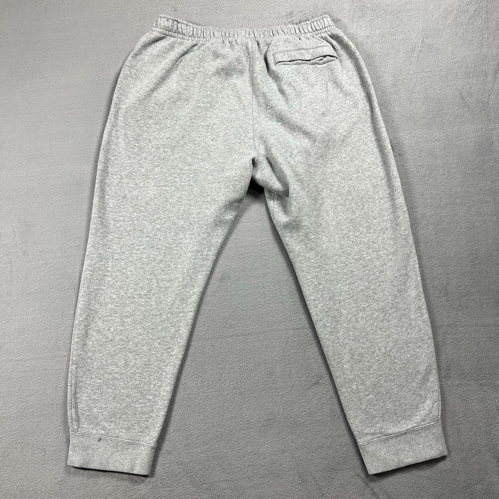 Nike Sweatpants Mens 2XL Gray Club Fleece Joggers Pockets Gym Workout Training - Picture 2 of 12